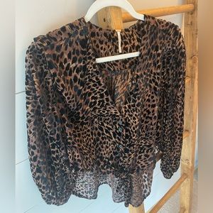 Free people leopard blouse size xs